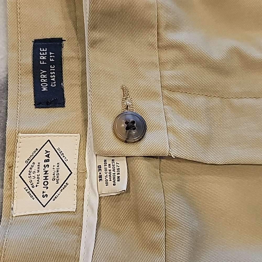 St. John's Bay Khaki Chinos 38x30 Classic Fit Worry Free Flat Front Work Comfort